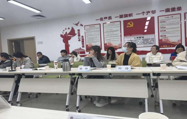马克思主义学院思政教师 赴江苏信息马院开展集体备课活动